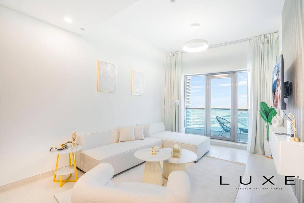 Luxe Relax in Style Scandi 1BR with Sofa Bed, Dubai Updated 2023 Prices