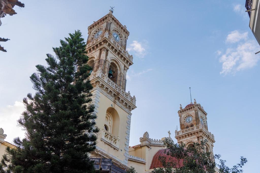 Cathedral Suites - 8