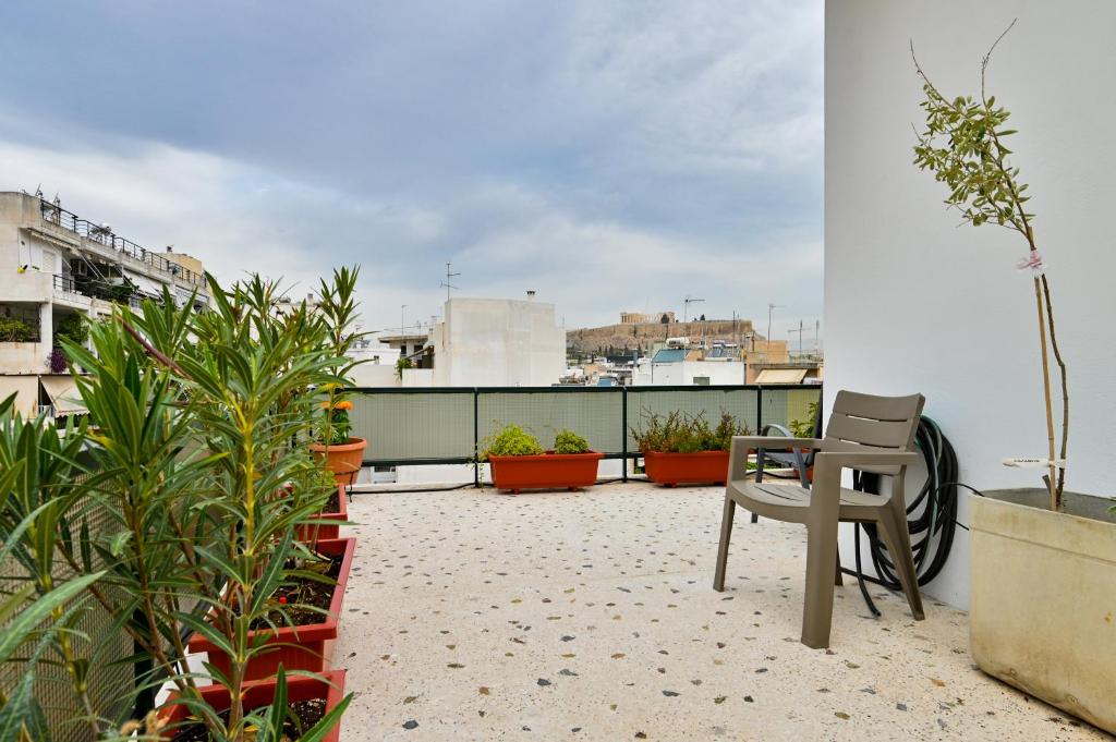 Balkón alebo terasa v ubytovaní Acropolis view Penthouse by WeHost Athens