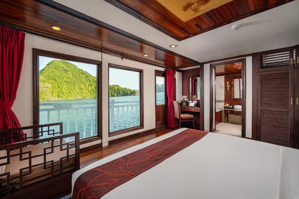 Gallery image of this property