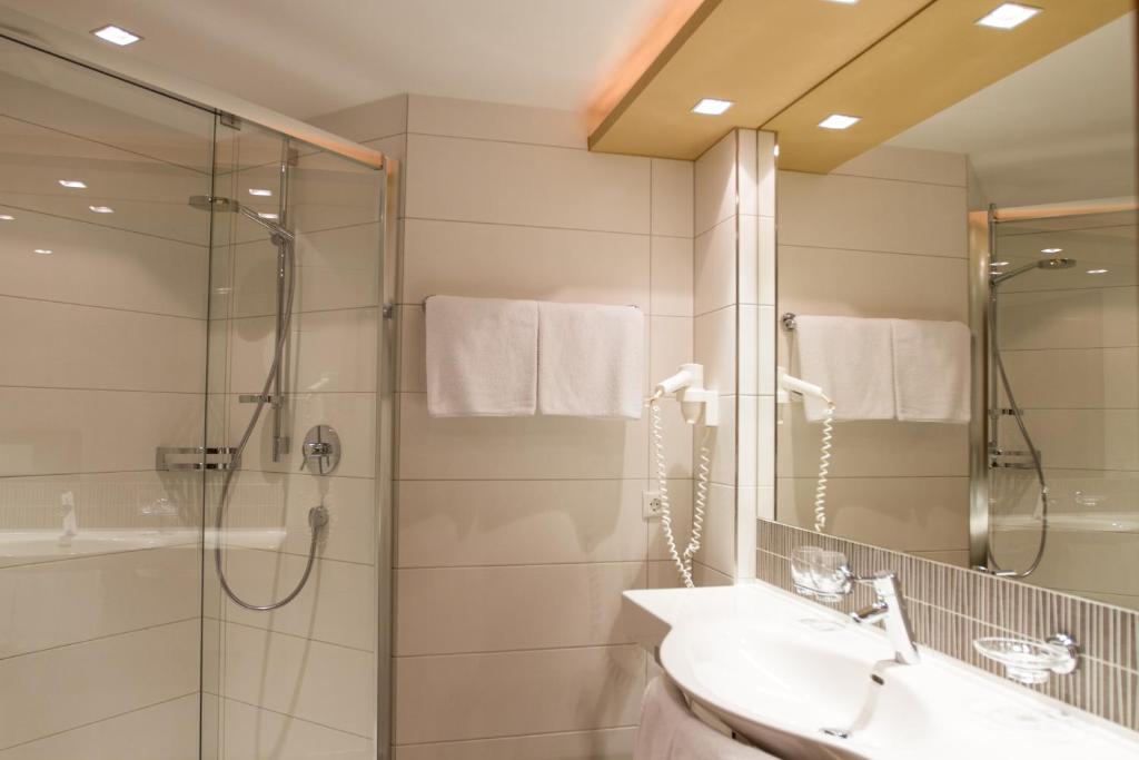 Koupelna v ubytování Hotel Garni Astoria
