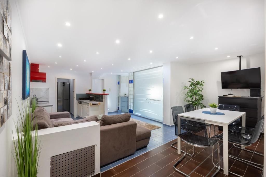 Space in Gozsdu 1075 Budapest, Kazinczy utca 52 kép - 1