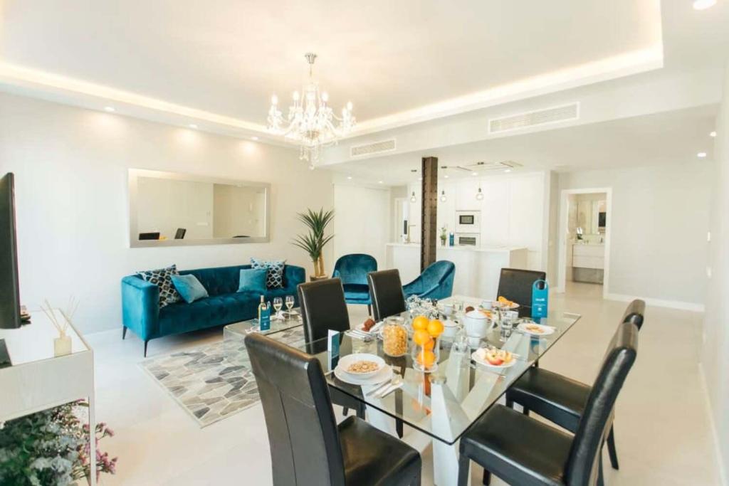 Posedenie v ubytovaní Modern and luxurious -3 Bdr 2Bth- Pastor y Landero