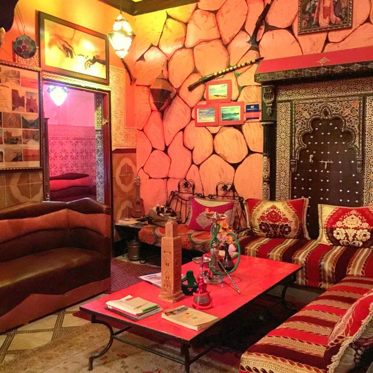 Posezení v ubytování Hostel Marrakech Rouge