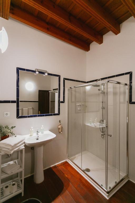 Koupelna v ubytování Komodo Casa Maravillas Rooms