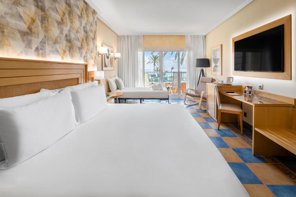 Elba Sara Beach & Golf Resort - Double Room With Extra Bed With Sea View (3 Adults)