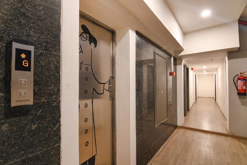 Fotografie z fotogalerie ubytování FabHotel Sayeeda International - 600m from Park Circus 7 Point v destinaci Kalkata