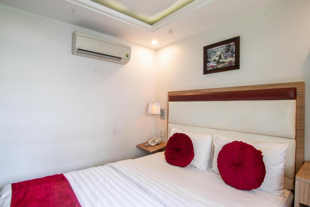 Gallery image of Diamond Hotel in Ho Chi Minh City