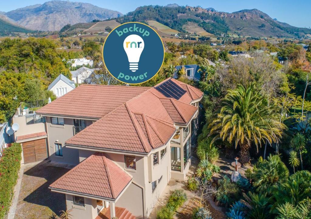 Florin’s Crest 3 Bedroom Villa, Franschhoek, Franschhoek (updated