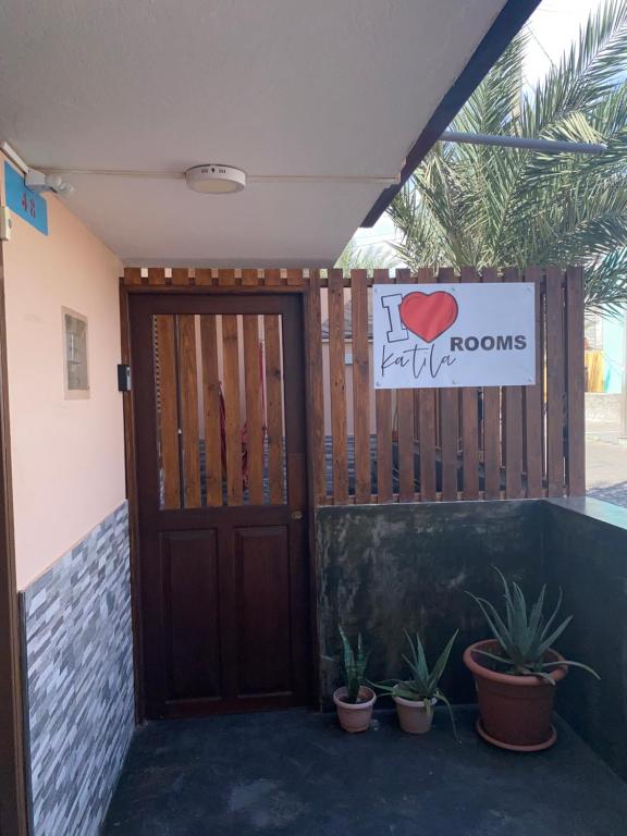 Certifikát, hodnocení, plakát nebo jiný dokument vystavený v ubytování Katila-Rooms