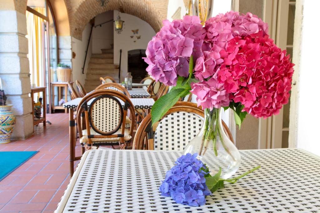 Foto dalla galleria di Hotel San Filis a San Felice del Benaco