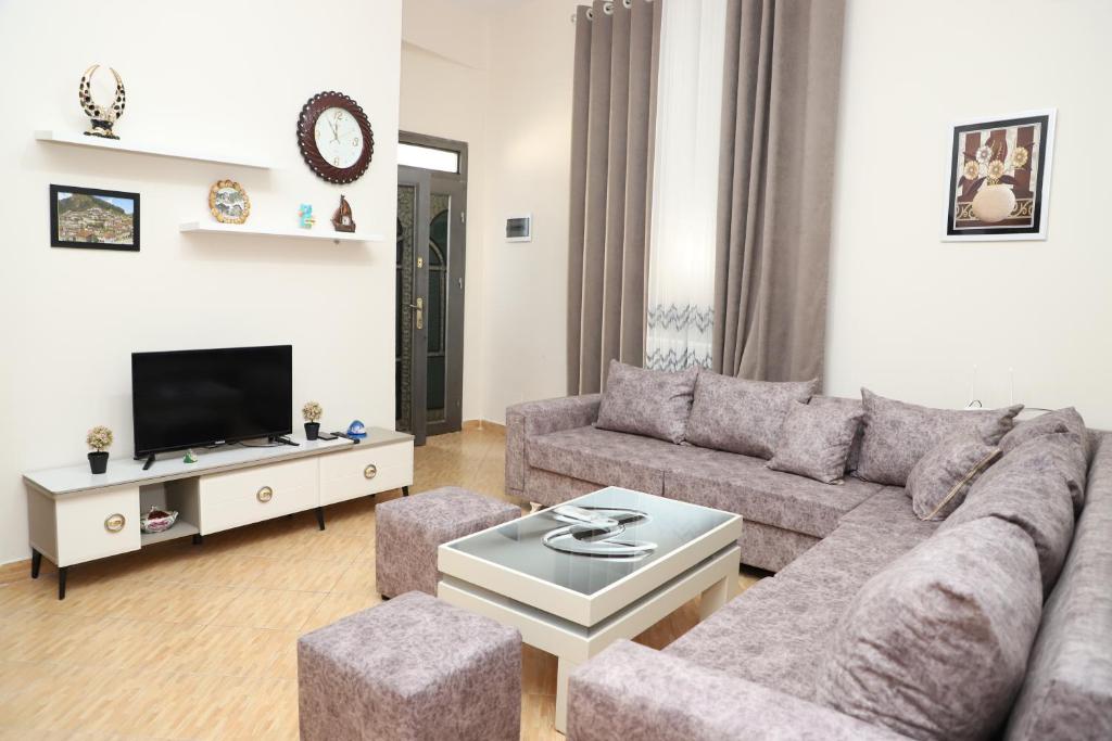 Dogra Apartment In City Centre - Imazhi 5