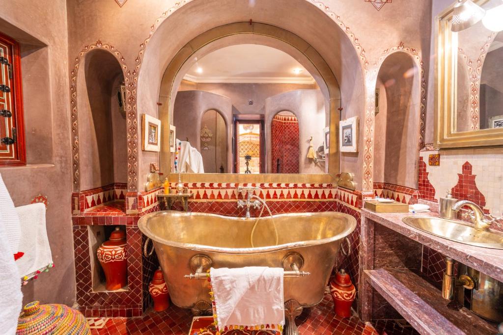 Imagen de la galería de Riad Hikaya, en Marrakech