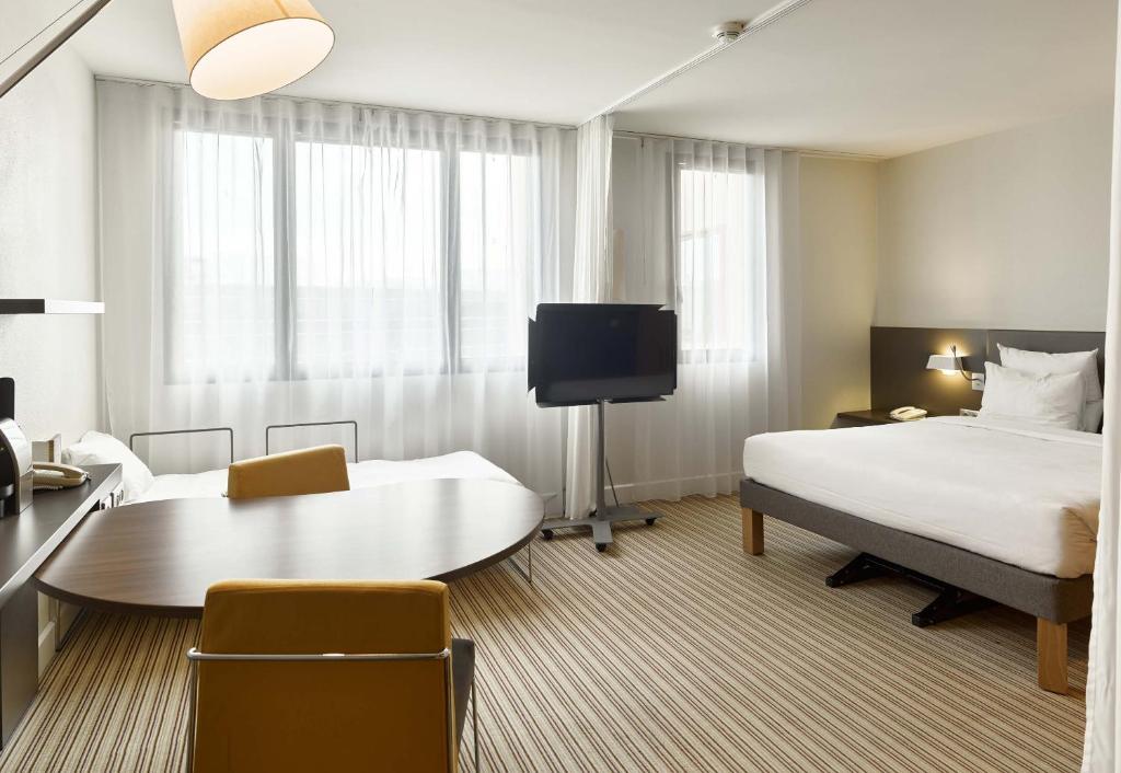 B&B HOTEL Vélizy Est