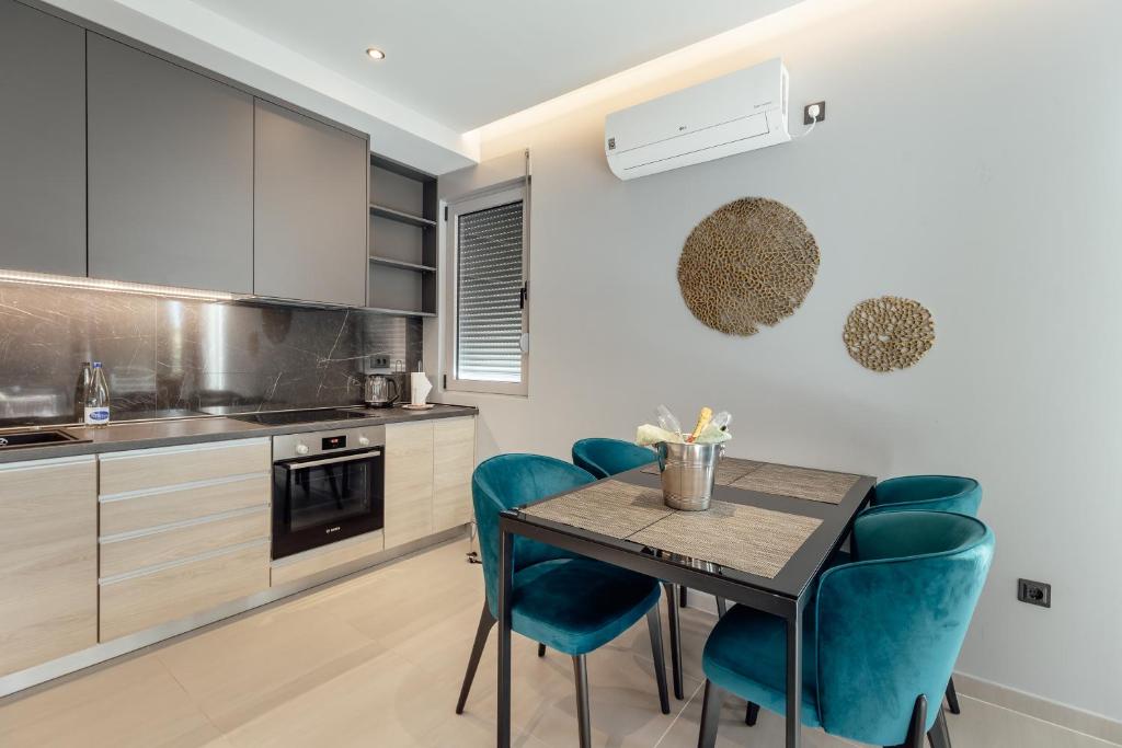 Kuchyň nebo kuchyňský kout v ubytování Garni Hotel Kruso