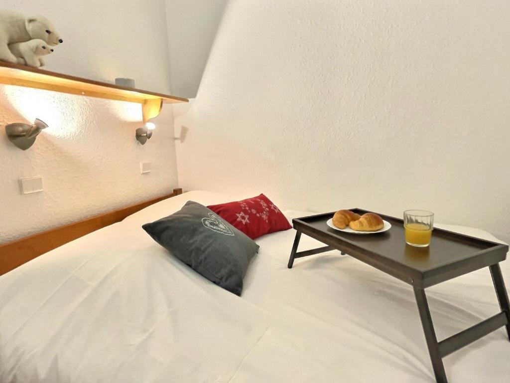 Fotografia z galérie ubytovania Appart 2 pièces 4 pers à 450m des pistes avec balcon, TV et animaux admis - FR-1-411-173 v destinácii Val dʼIsère