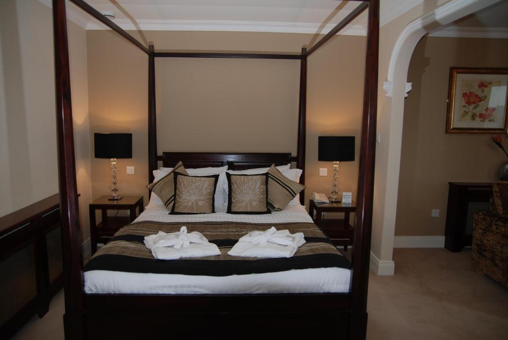 Letto o letti in una camera di The Fairview Boutique Hotel