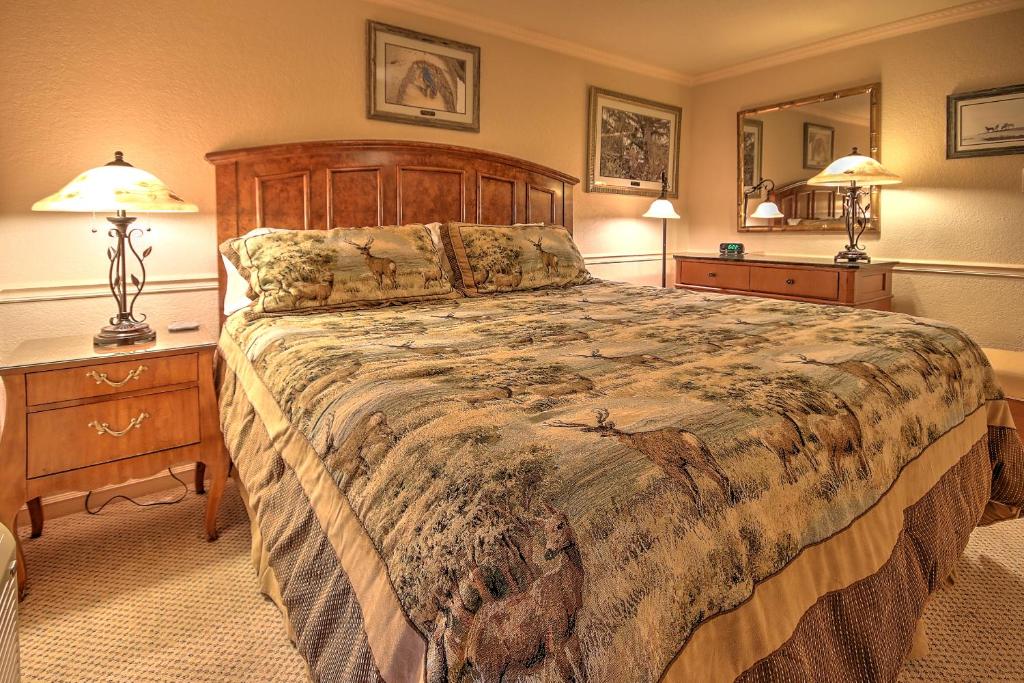 Voodi või voodid majutusasutuse Yellowstone Gateway Inn toas