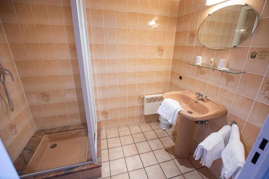 Contact Hotel Du Ladhof – photo 19