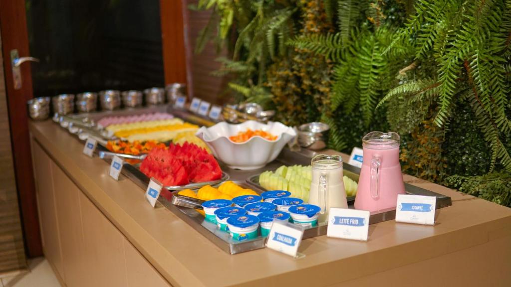 Comida no hotel ou em algum lugar perto