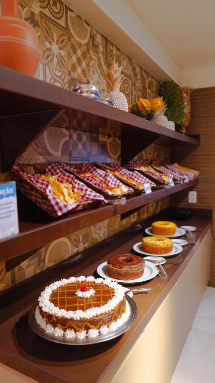 Comida no hotel ou em algum lugar perto