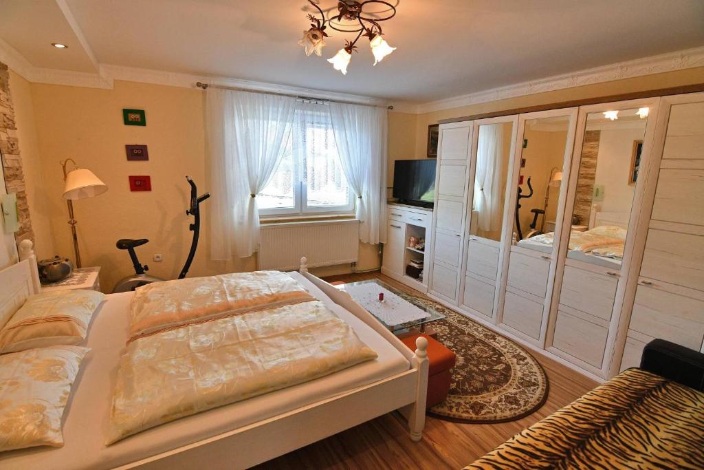 Postel nebo postele na pokoji v ubytování Ubytovanie u Jozefa / Strba