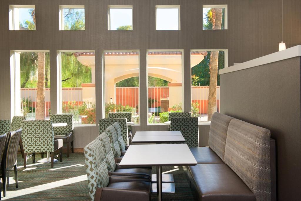 Restaurace v ubytování Residence Inn Phoenix Mesa