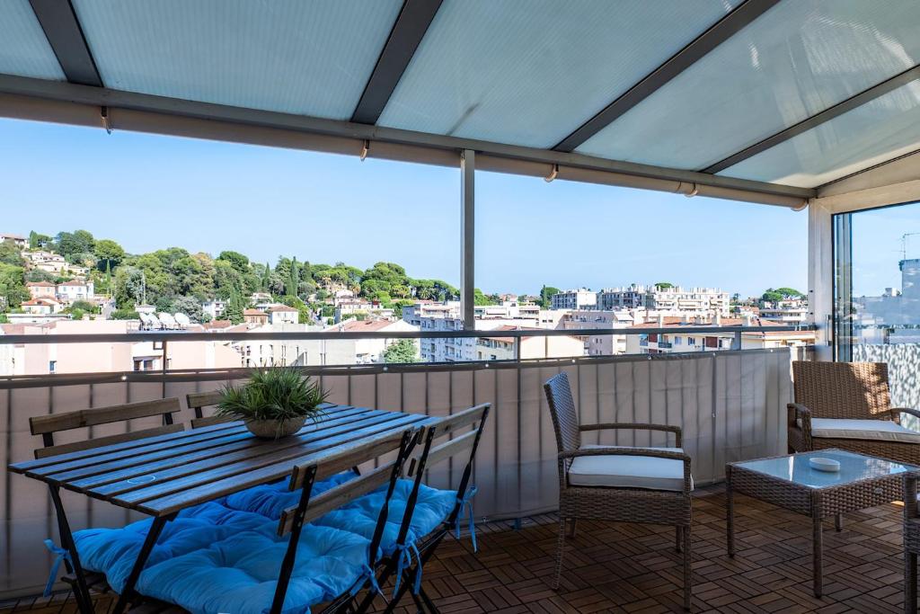 Photo de la galerie de l'établissement Bright cocoon in downtown Cagnes-sur-Mer, à Cagnes-sur-Mer