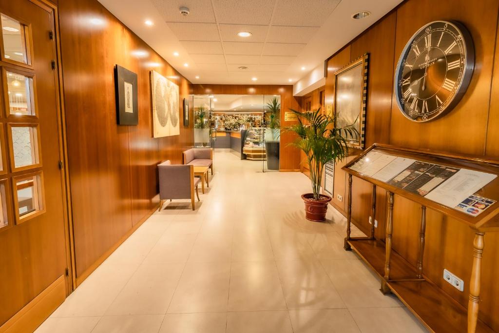 Fotografie z fotogalerie ubytování Hotel Alhama v destinaci Cintruénigo