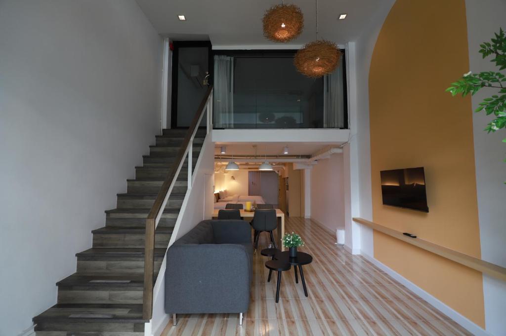 Sovereign Group Hotel at Pratunam - Resim 5