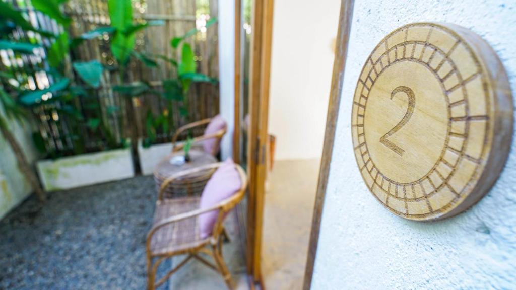 Patio nebo venkovní prostory v ubytování Serenity Hotel