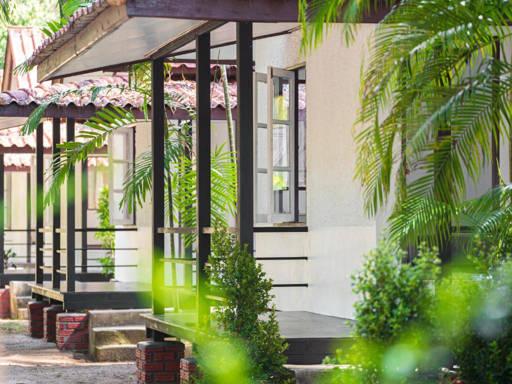 Sand Beach Bungalow - 17