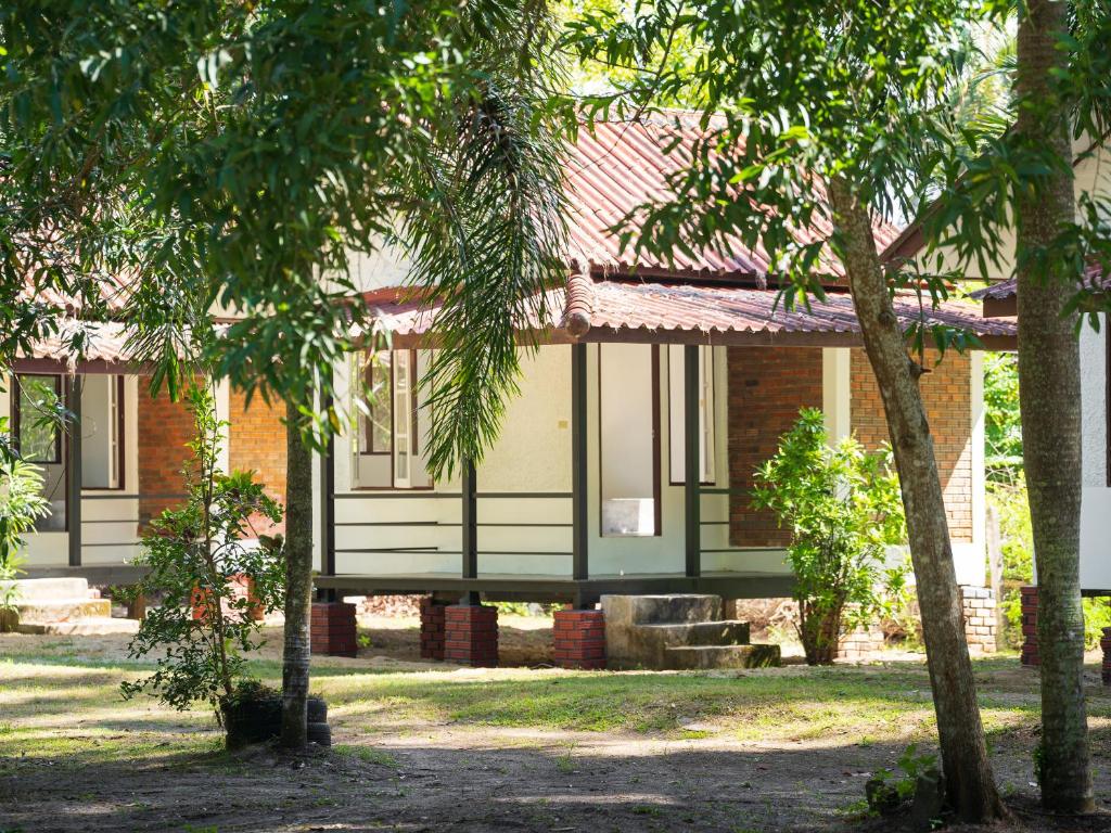 Sand Beach Bungalow - 16