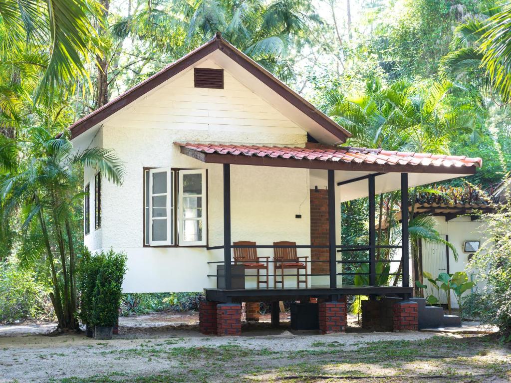 Sand Beach Bungalow - 11