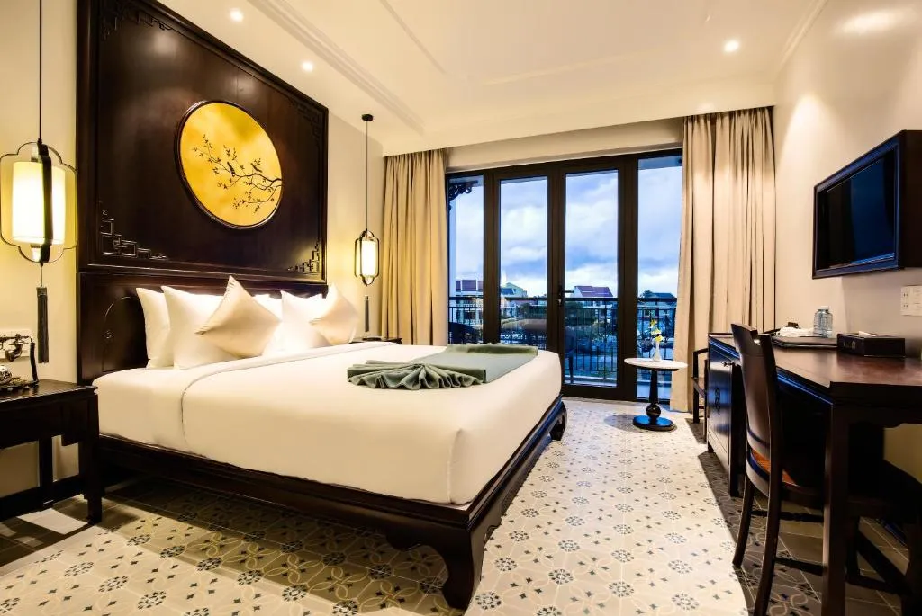 Super Deluxe Double Room with Balcony and River View