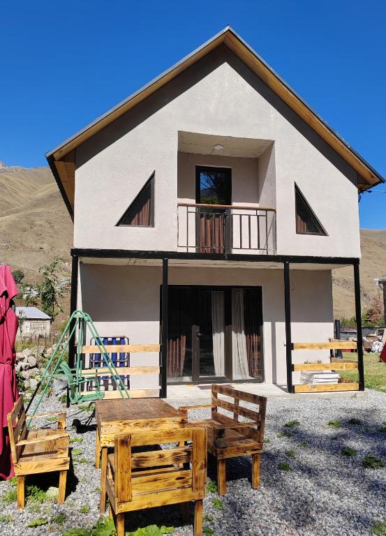 Nespecifikovaný výhled na hory nebo výhled na hory při pohledu z apartmánu