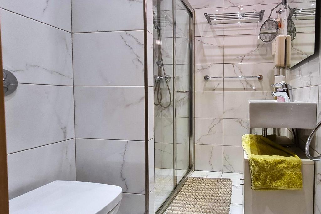 Bagno di Unobstructred seaviews, 2BR, Kingbeds, Fully ACd