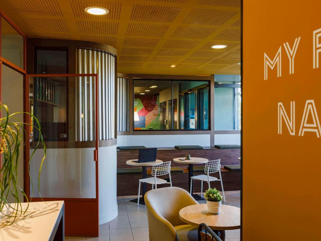 Restaurace v ubytování ibis Lyon Est Meyzieu