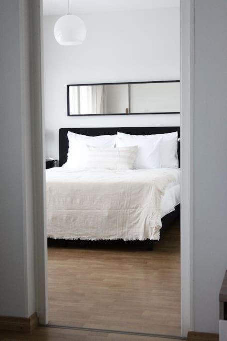 Postel nebo postele na pokoji v ubytování Norden Homes City Centre 2-Bedroom Apartment