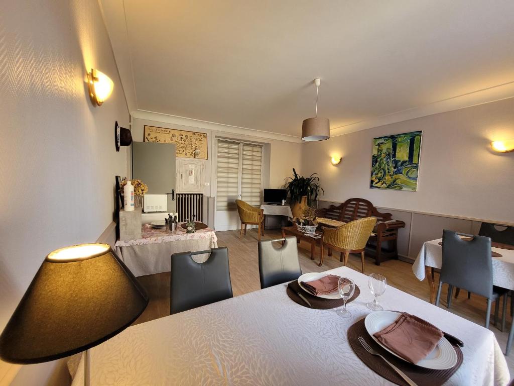 Posezení v ubytování Hotel Fouillade