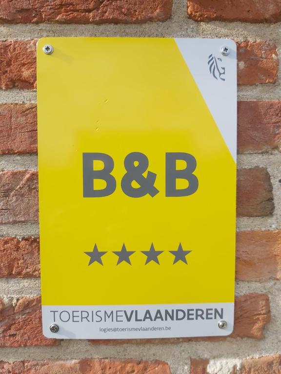 Certifikát, hodnocení, plakát nebo jiný dokument vystavený v ubytování B&B Asmara