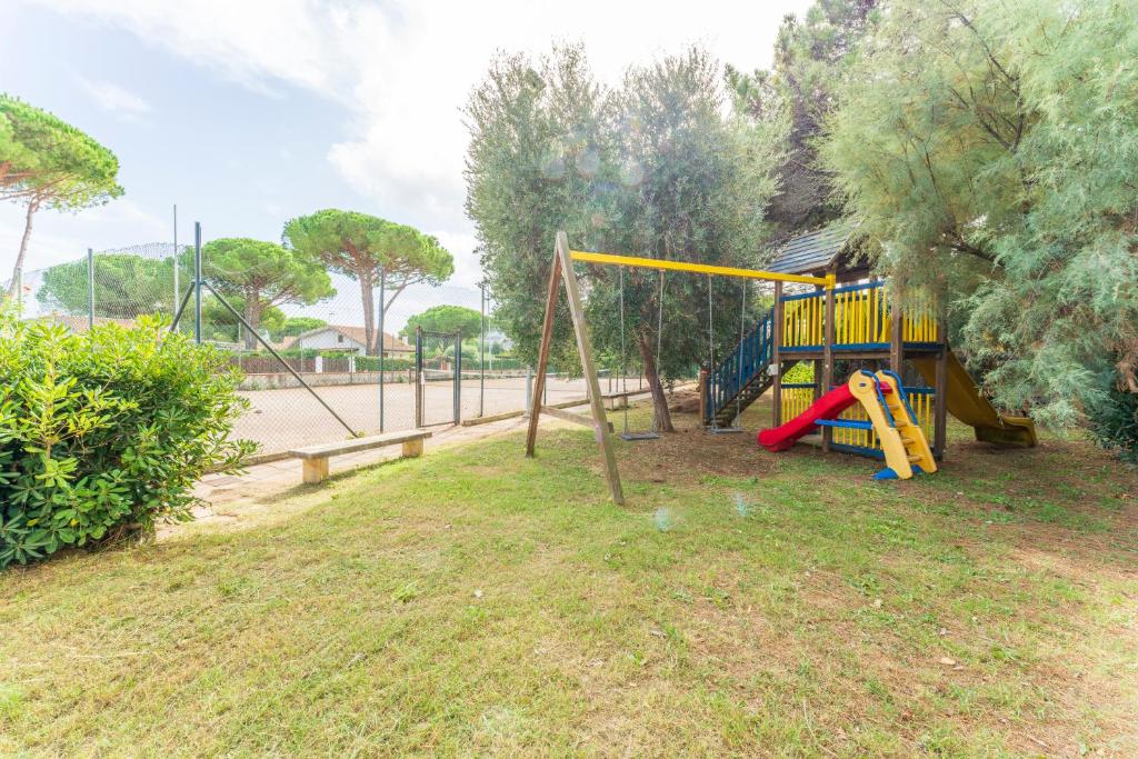 Herní místnost nebo prostor pro děti v ubytování Giannella Beach Residence Apartment