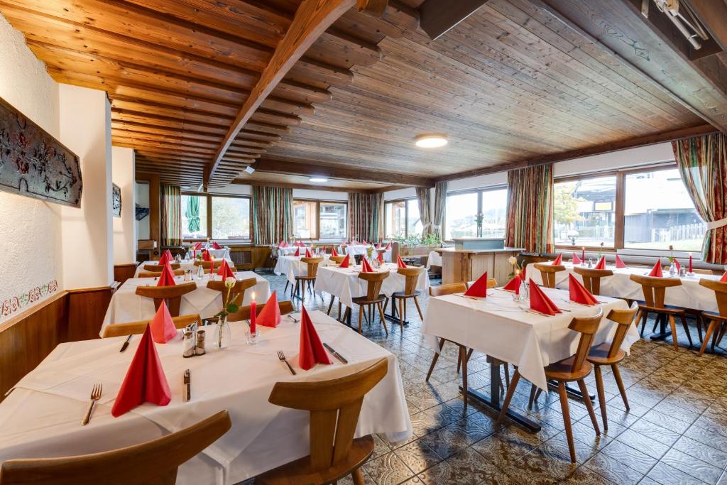 Restaurace v ubytování Gasthof zum Sessellift