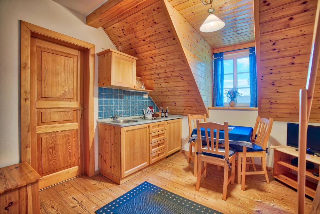 Apartmán-Hotel Jítravský Dvorec - Appartamento Standard (3 Adulti)