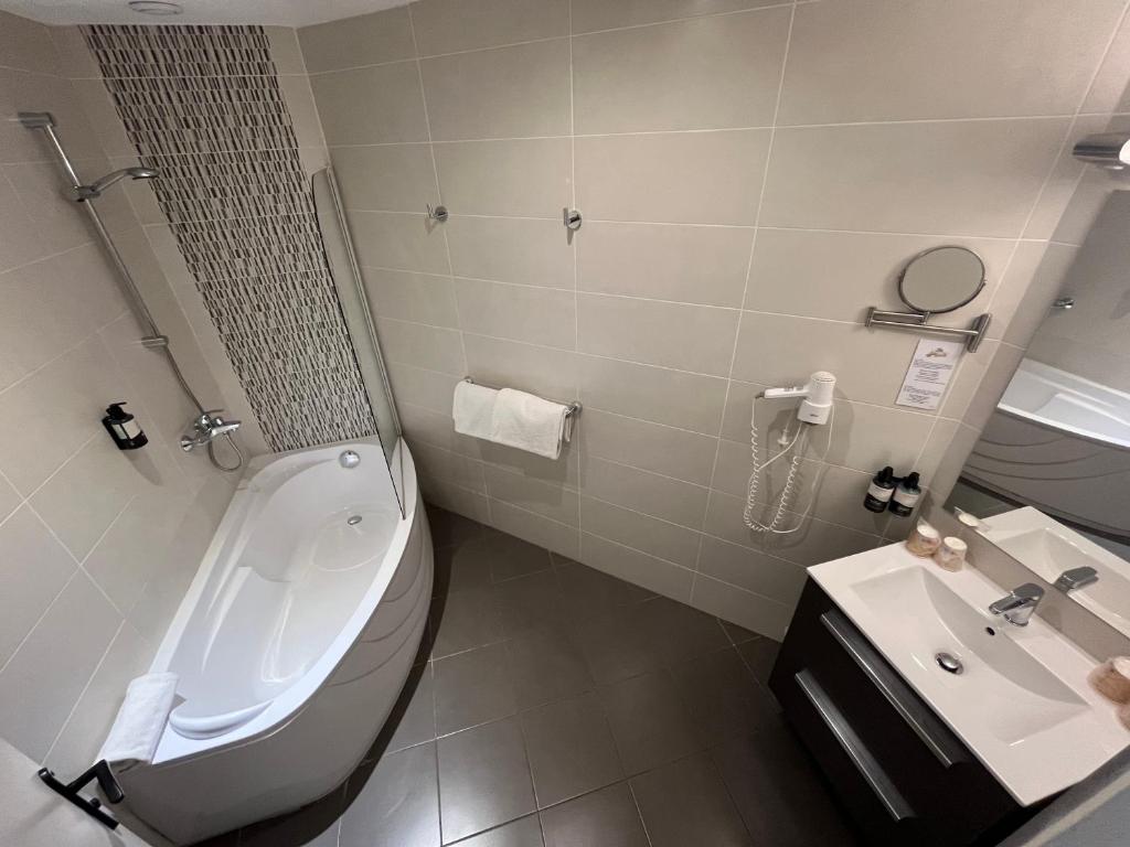 Koupelna v ubytování Le Prose Hôtel