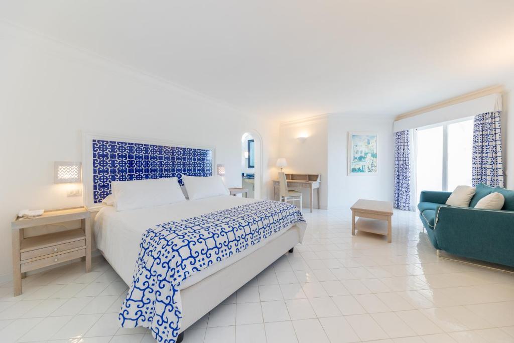 Hotel Mamela - Tweepersoonskamer Met 2 Aparte Bedden Met Gedeeltelijk Uitzicht Op Zee
