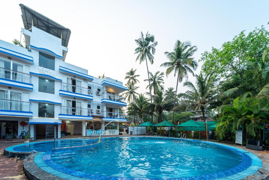 Bazén v ubytování Treebo Gulmohar Beach Resort nebo v jeho okolí
