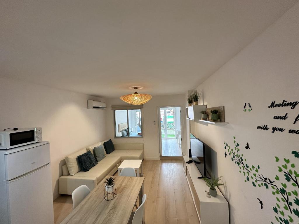 Kuchyň nebo kuchyňský kout v ubytování VER1 - Terraza - 1 dorm - Wifi - Centro a 100 metros - Playa a 600 metros