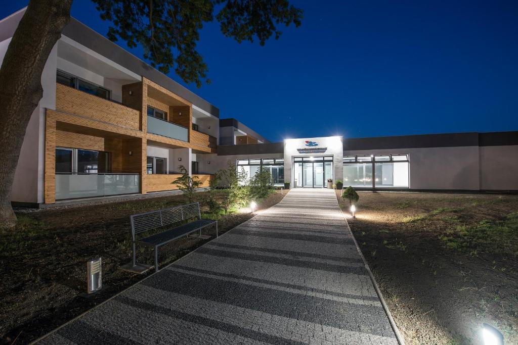 Budova, v ktorej sa hotel nachádza