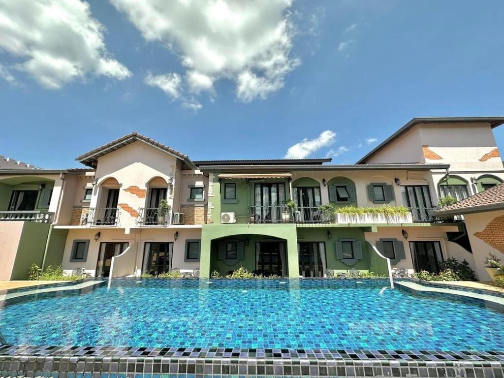Bazén v ubytování Hotel Toscana Trat nebo v jeho okolí